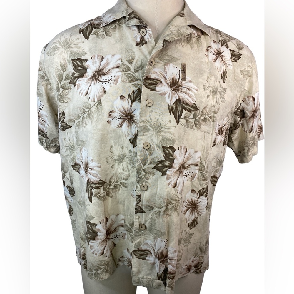 Magellan Sportswear Short Sleeve Button Up Shirt Men’s XL